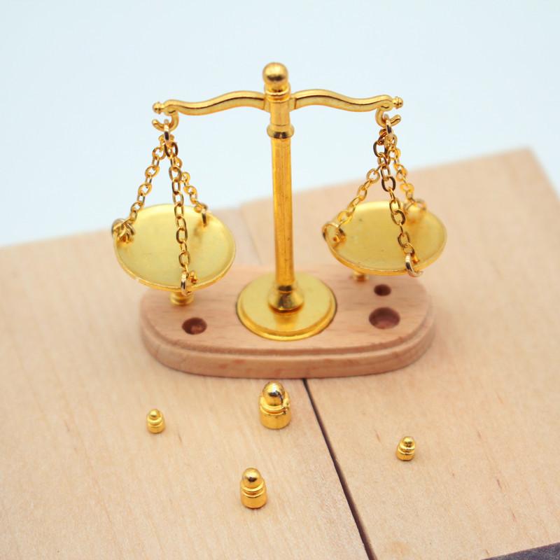 Kids Toys Vintage - Dollhouse Vintage Balance Scale Miniatures Model